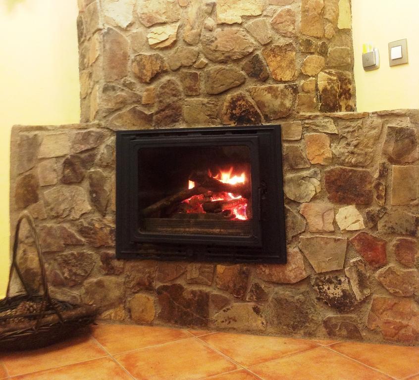 Apartamentos Sierra De Francia Monsagro Cameră foto